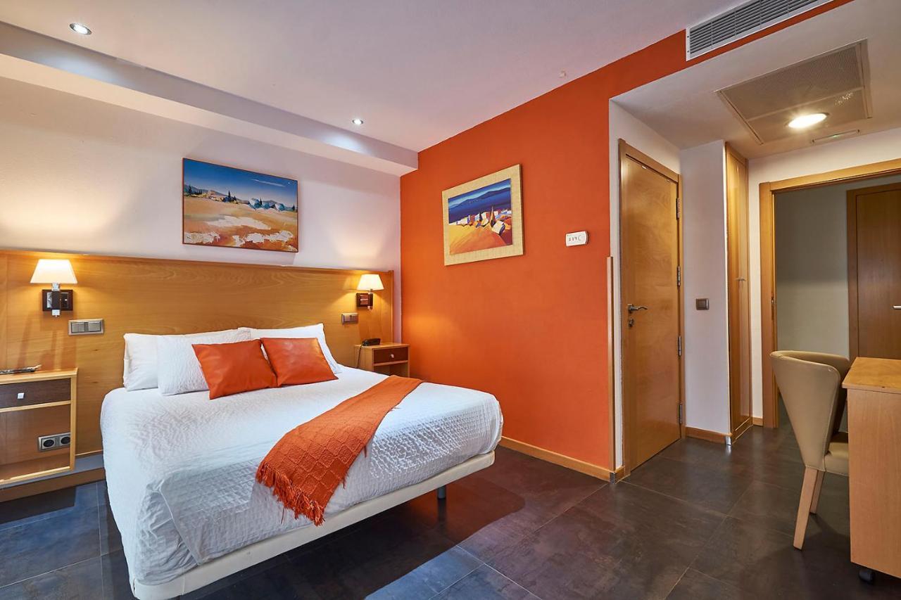 Hotel Real De Илескас Екстериор снимка